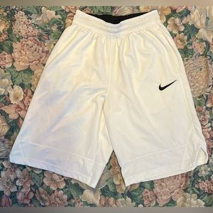 NIKE CHECK SHORTS
